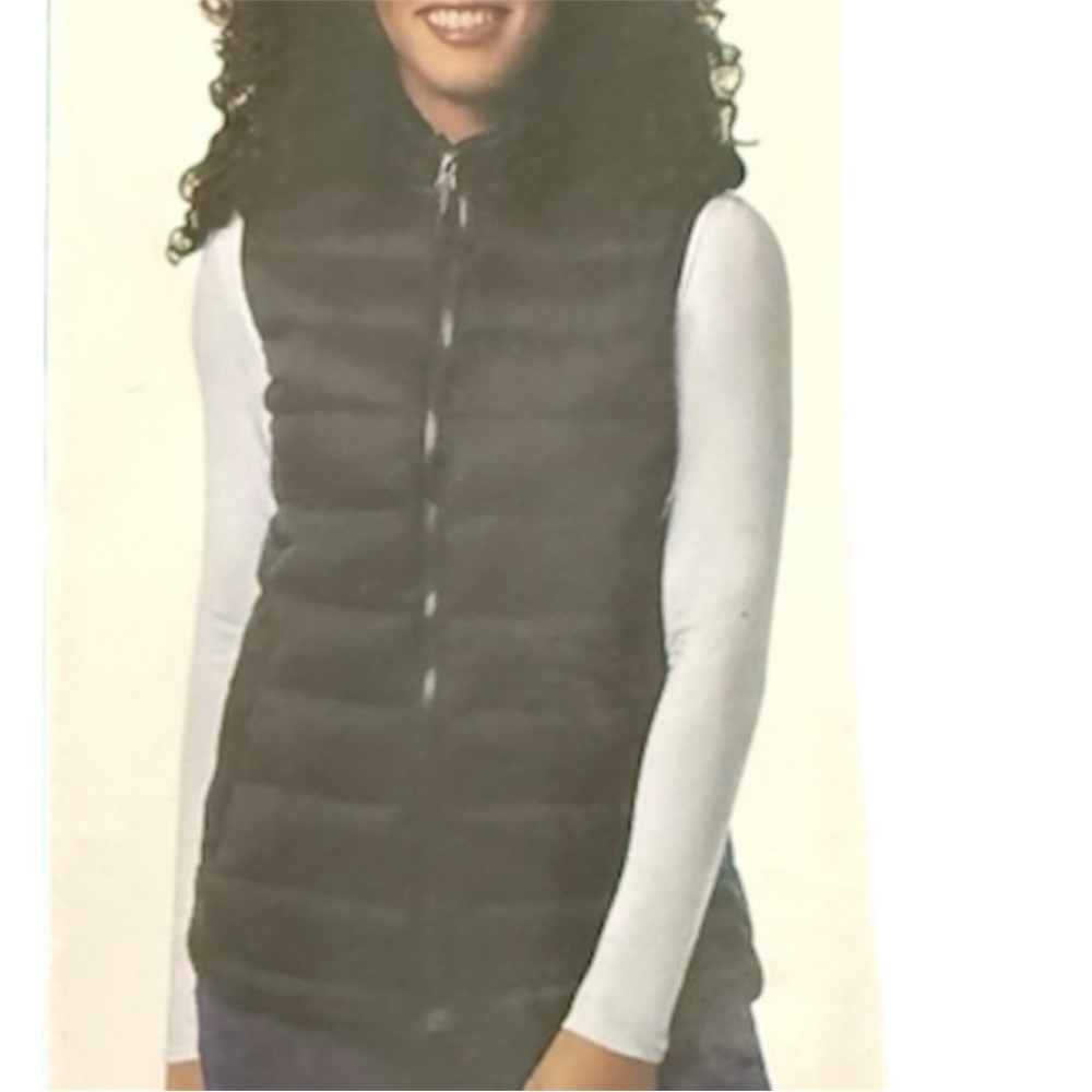 WOMEN'S LIGHTWEIGHT POLY-FILL PACKABLE VEST IN BLACK XL